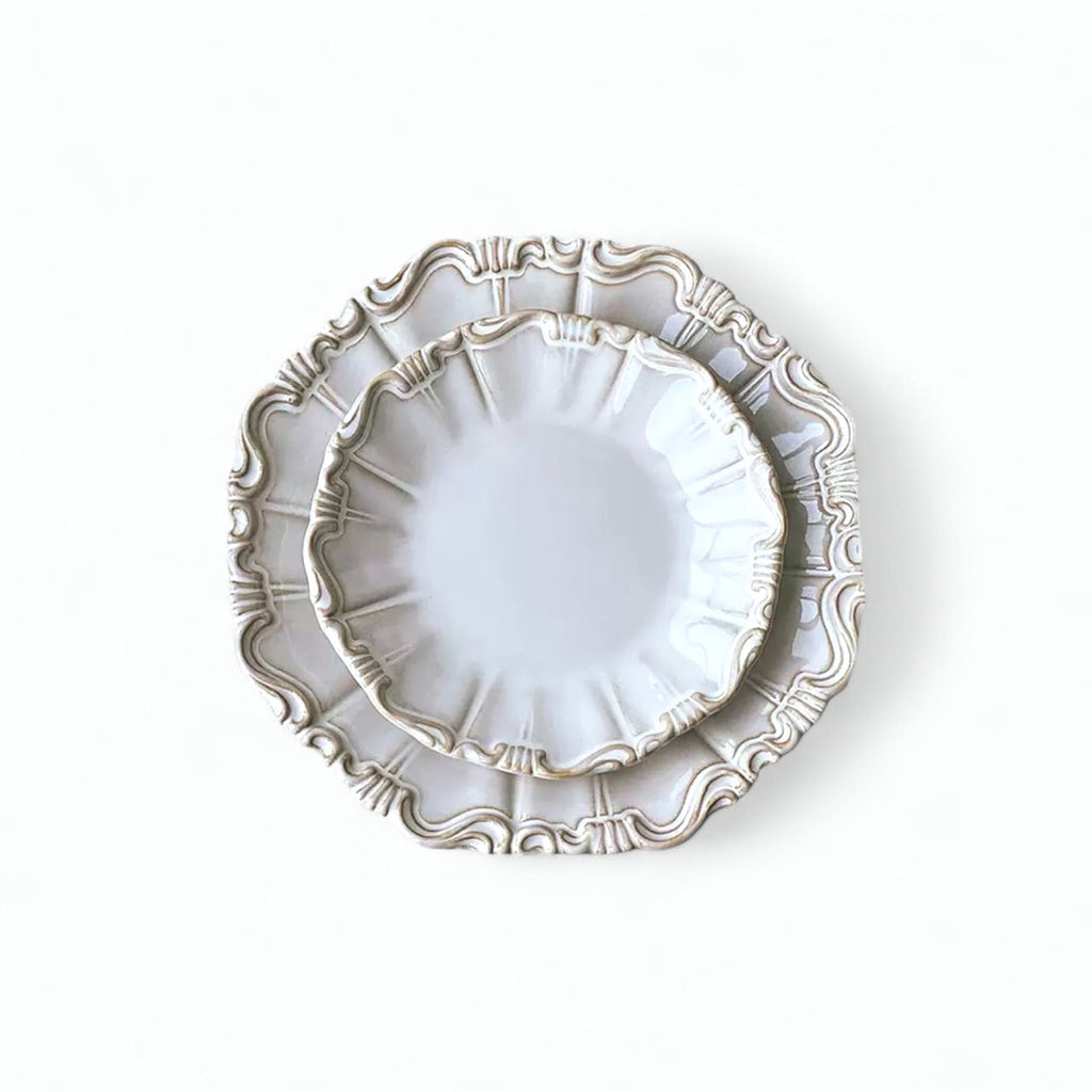 Cynthia Tallrik – Rund Porslinstallrik i Tre Storlekar