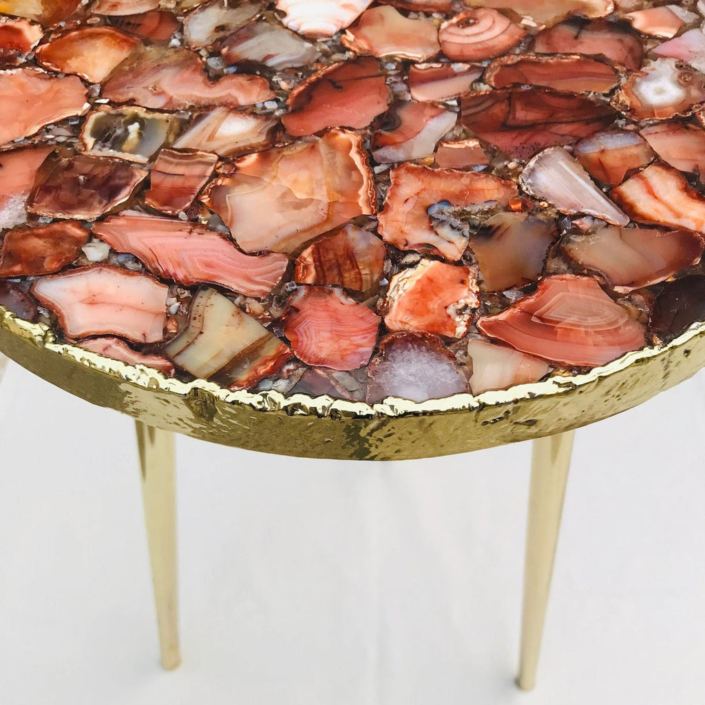 Ruby Agate – Handgjort sidobord i röd agat