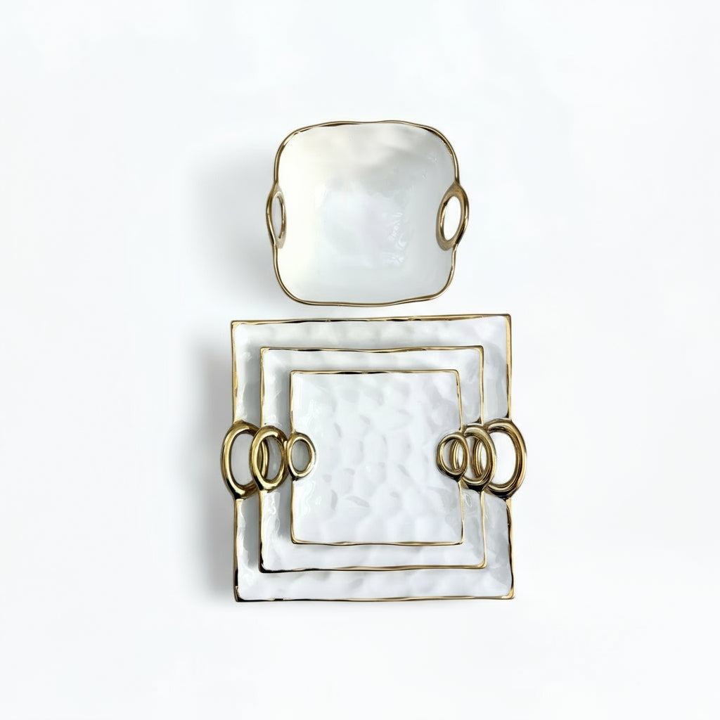 Klara Tallrik – Porslin med Elegant Guldkant (3 Storlekar) tallrik