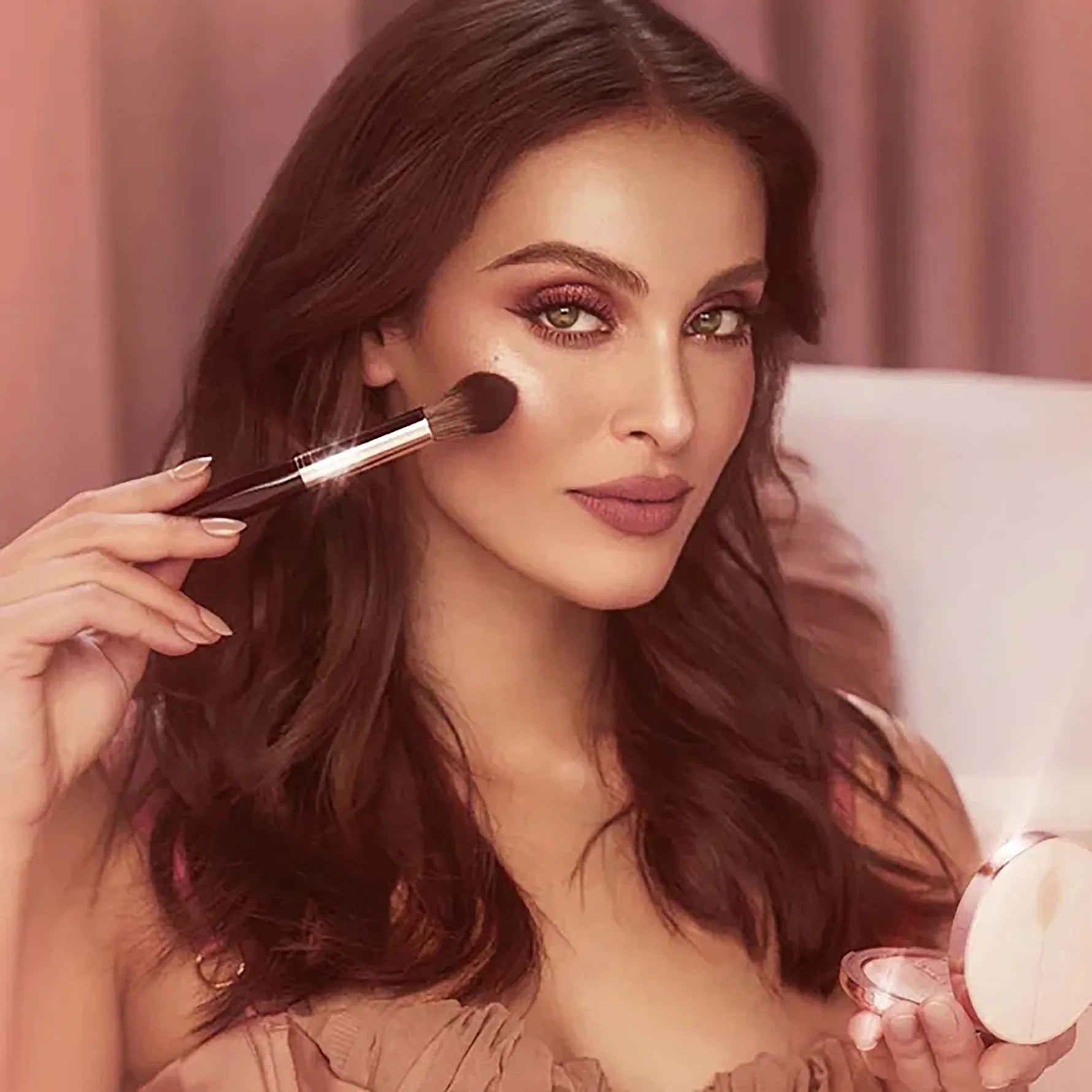 Charlotte Tilbury Cheek To Chic Blusher 8g - Pillow Talk Intense