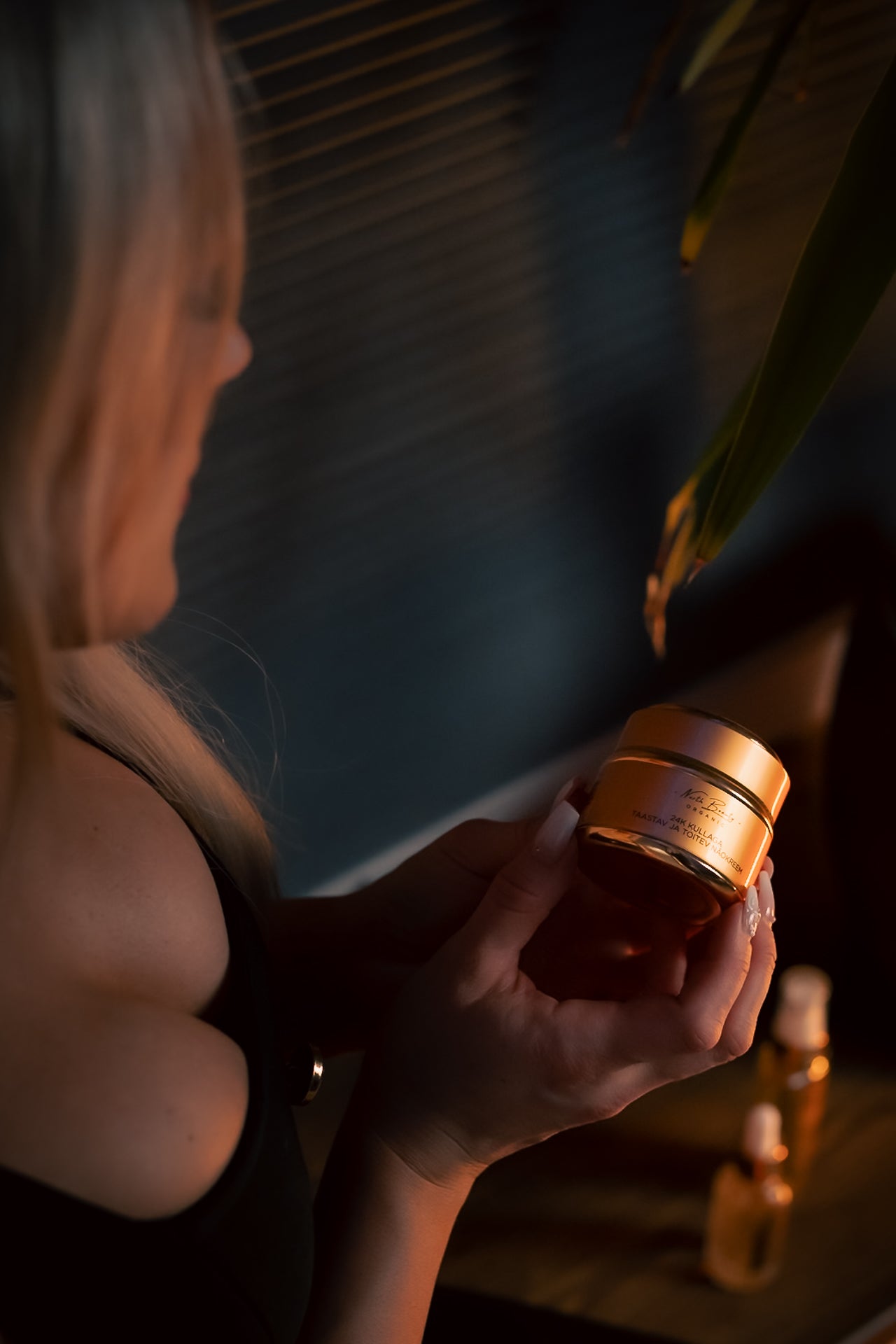 Ladyroom Golden godess Ritual  - Glow & energi – på 5 minuter om dagen.