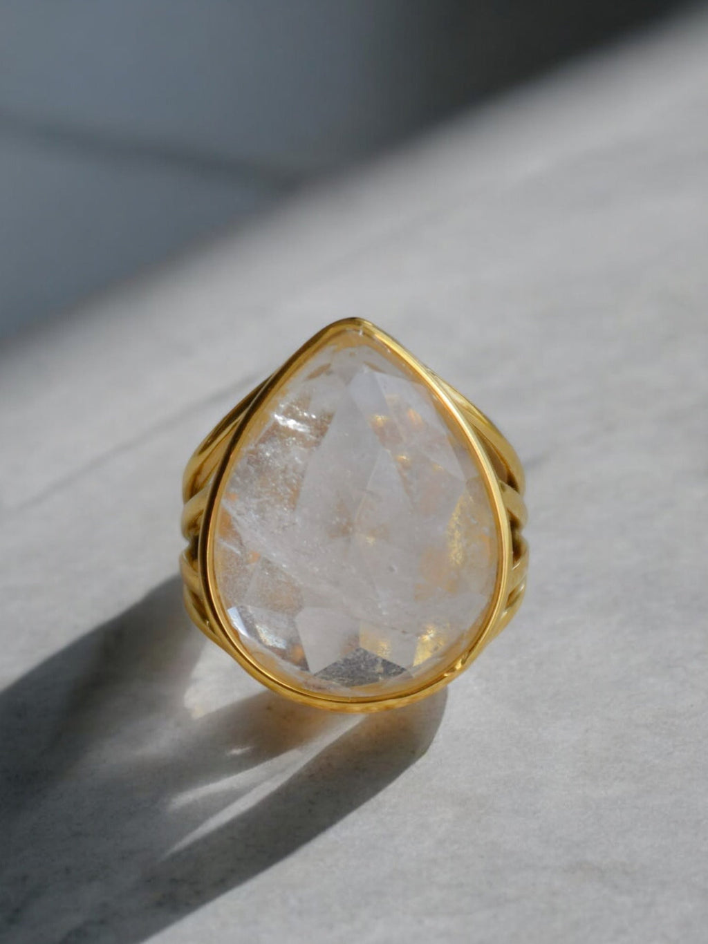 Ring Clear quartz beauty
