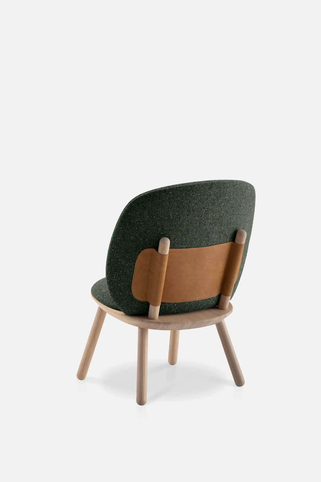 Naïve Low Chair – Svart Massiv Ask