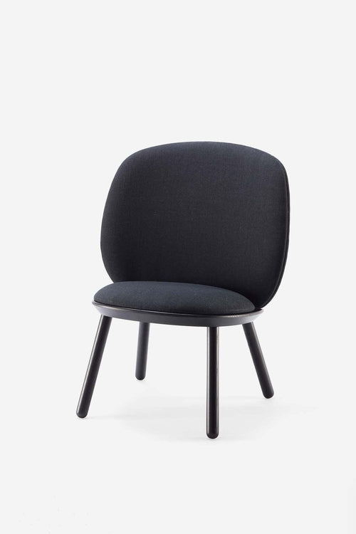 Naïve Low Chair – Svart Massiv Ask