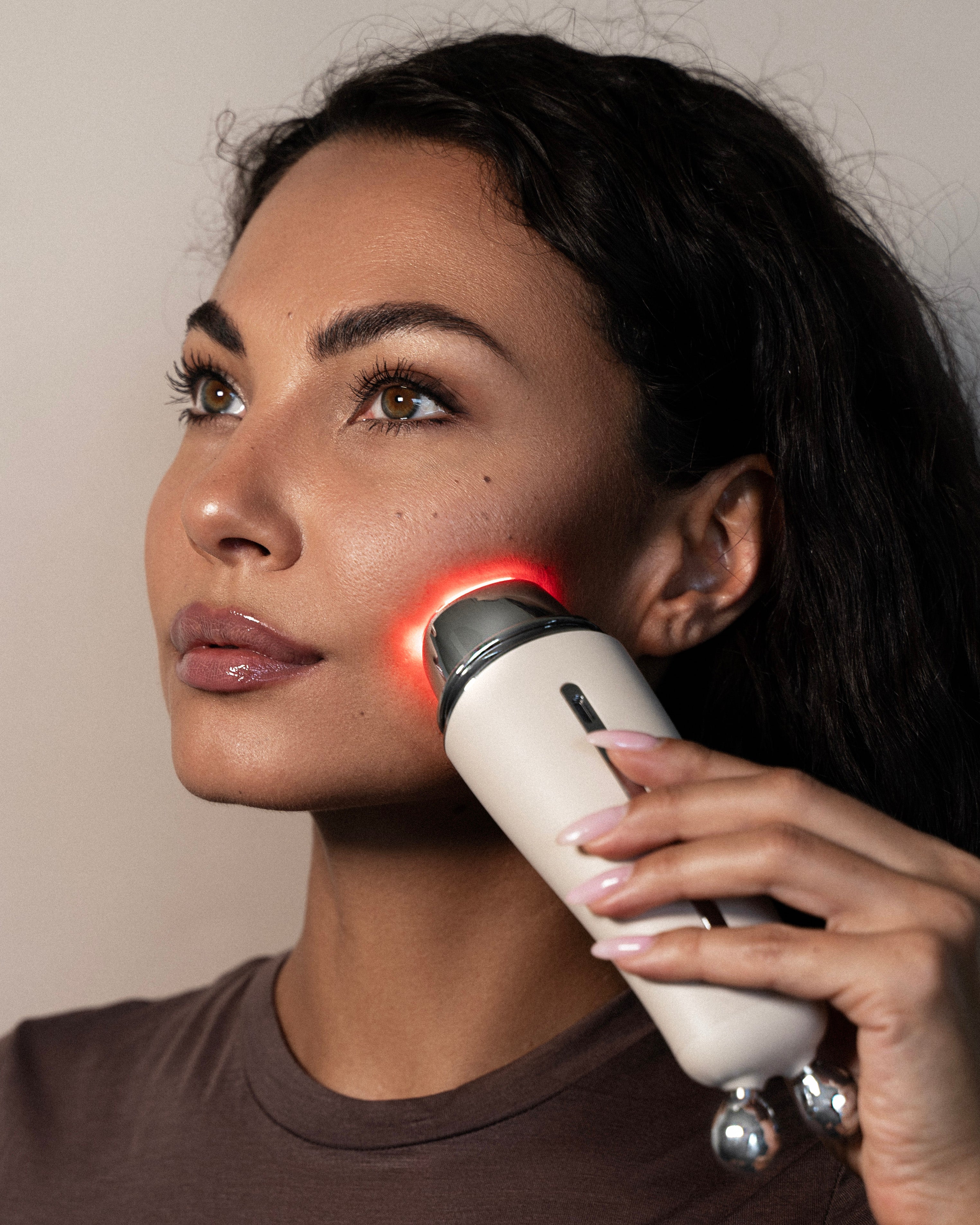 Blyss Luna™ The Ultimate 3-in-1 Skin Rejuvenation Device EMS · RF · LED Light Therapy