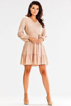 Sommrig Miniklänning med lång ärm  beige