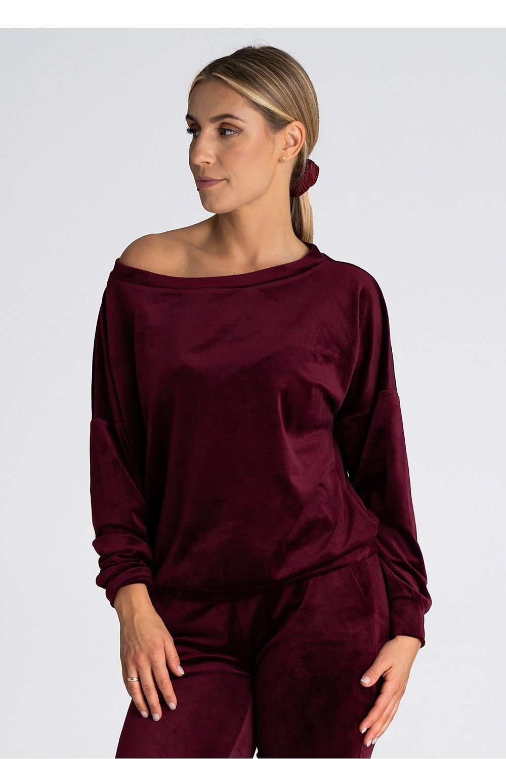 Tröja i sammet off-shoulder  vinröd