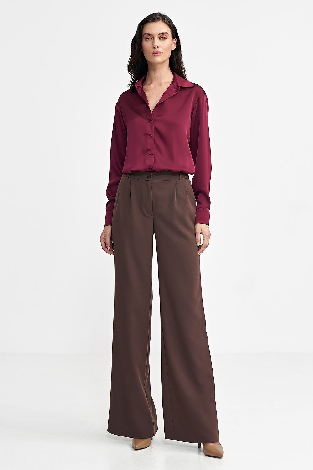 Wide leg trousers
