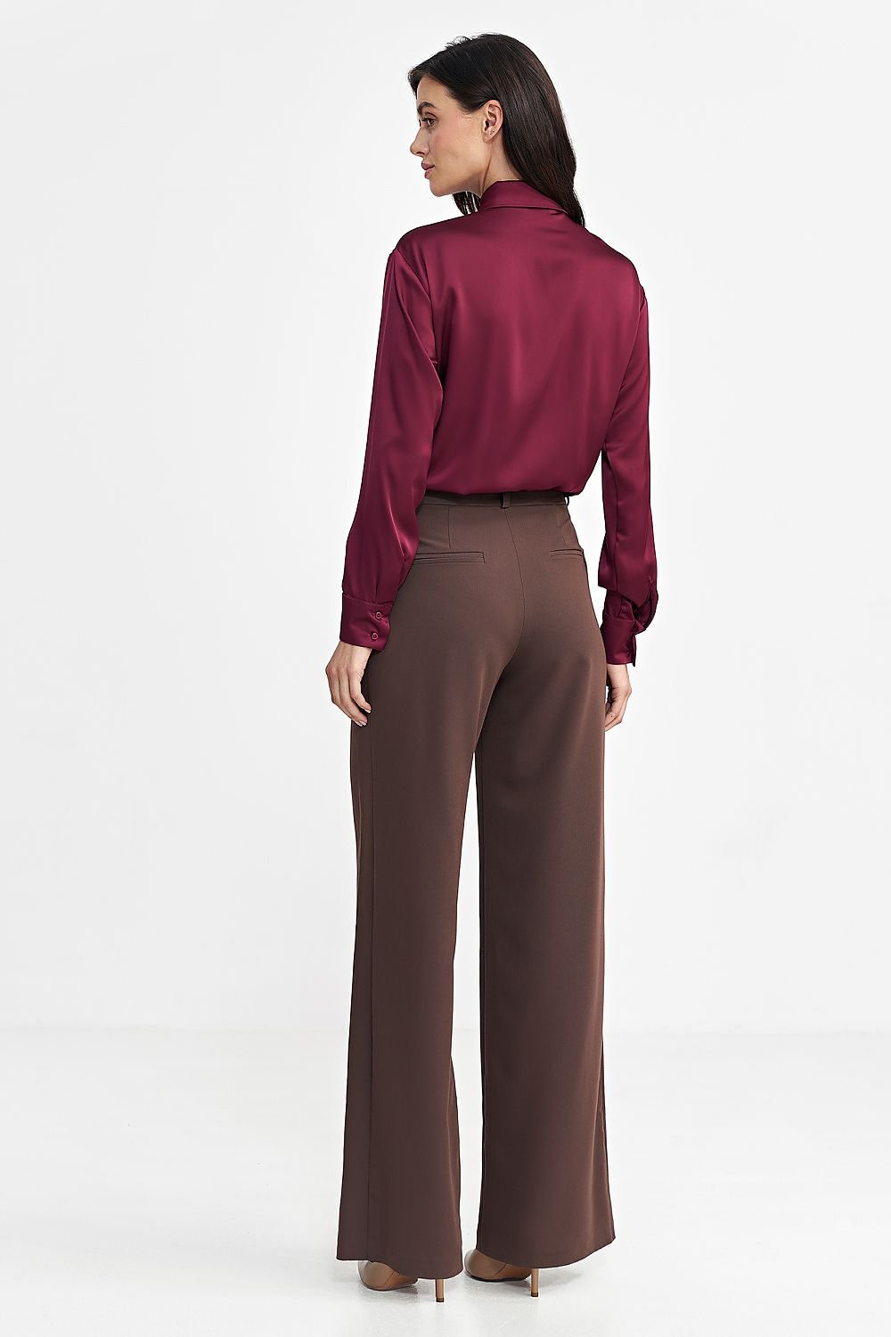 Wide leg trousers