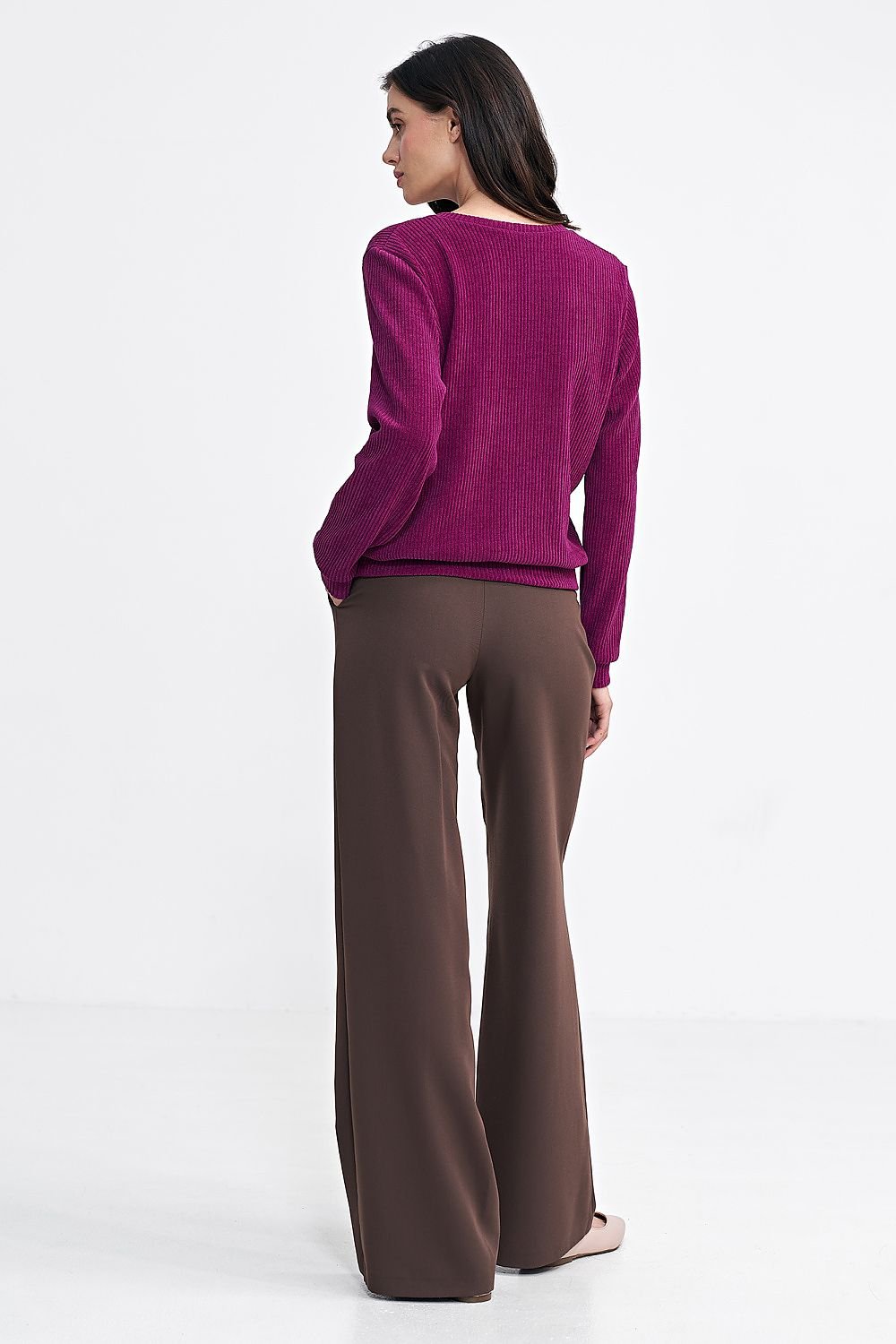 Wide leg trousers