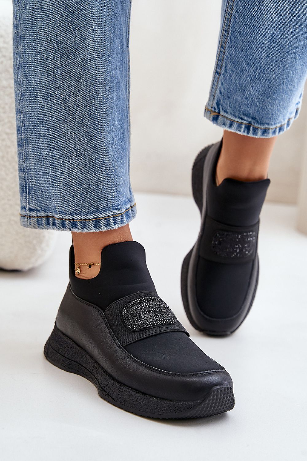 Sport Shoes model 201928 Step in style