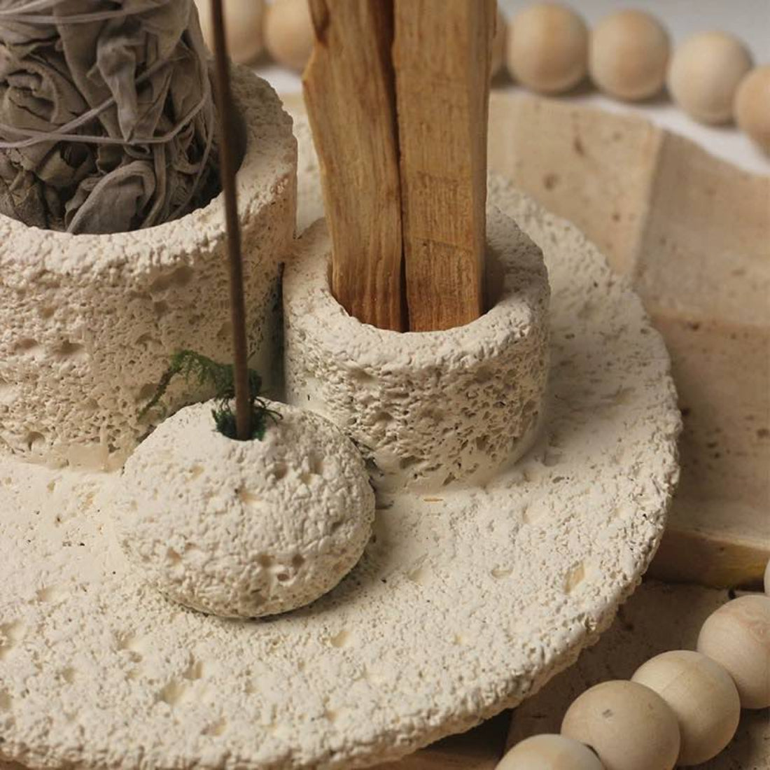 Nordic Ritual Holder – Ljus, Rökelse & Palo Santo