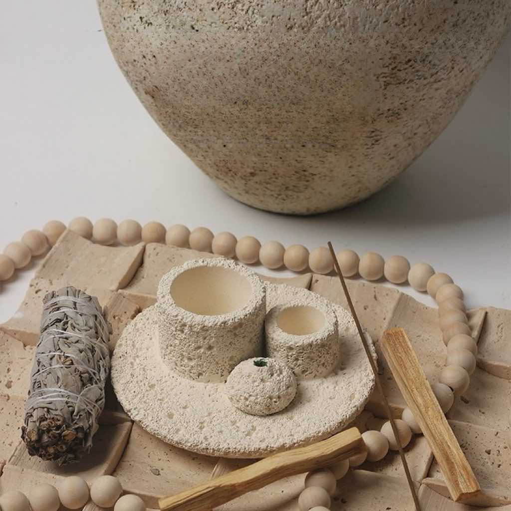 Nordic Ritual Holder – Ljus, Rökelse & Palo Santo