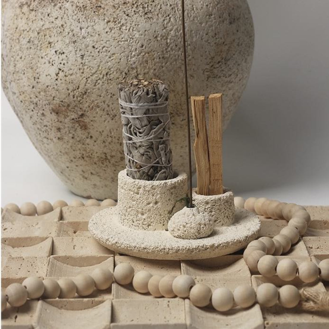 Nordic Ritual Holder – Ljus, Rökelse & Palo Santo