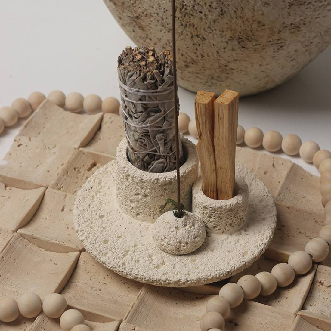 Nordic Ritual Holder – Ljus, Rökelse & Palo Santo